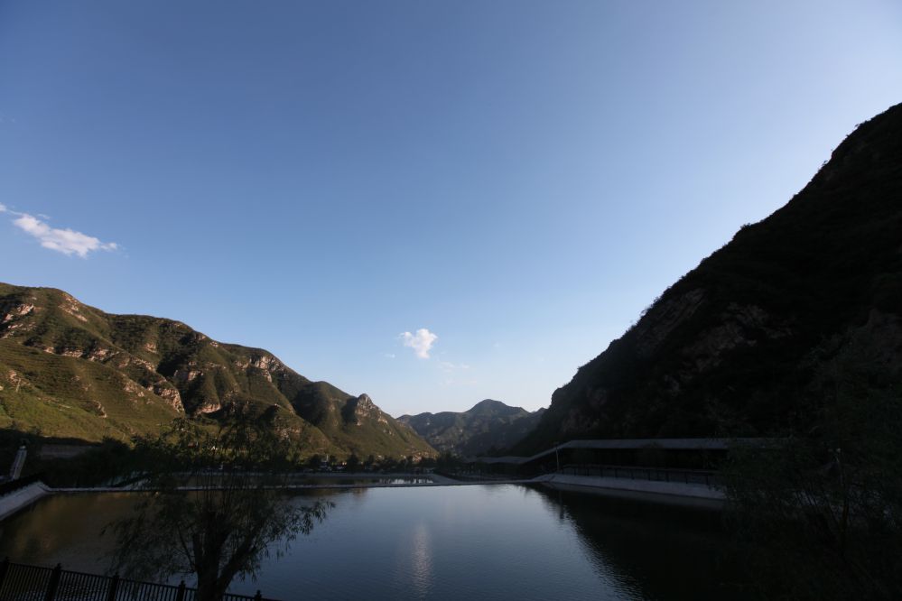 凤舞池  鹤翔湾.jpg